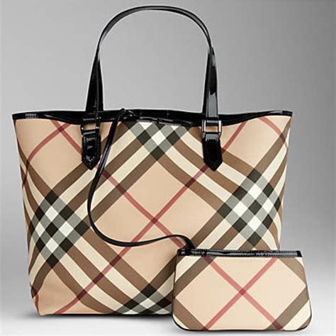 burberry borse le piu imitate|Borse Burberry: mini guida su come riconoscere l'originale.